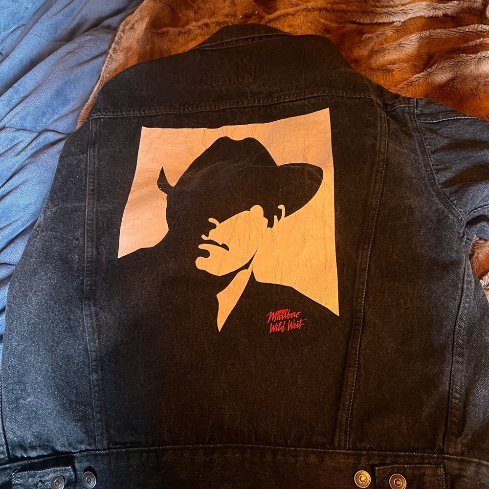 Vintage Official Marlboro Wild West Black Jean Jacket